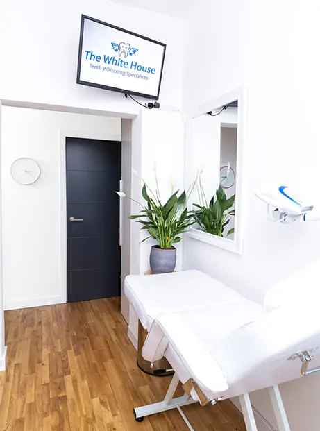 Teeth whitening clinic in Dundrum - Main Street, Dublin 14